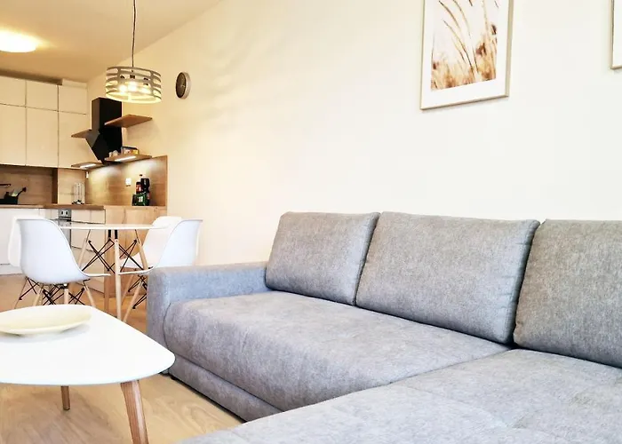 Luxo 2 By Bratislavatrip *