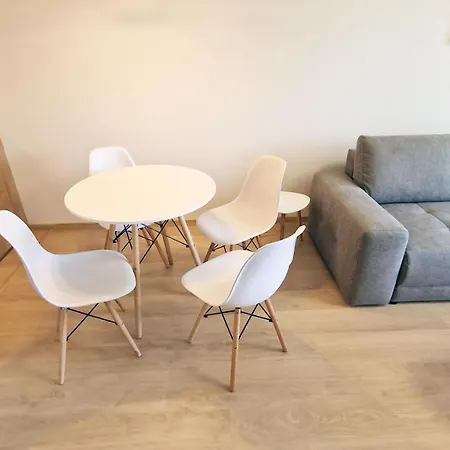 Luxo 2 By Bratislavatrip 布拉迪斯拉发